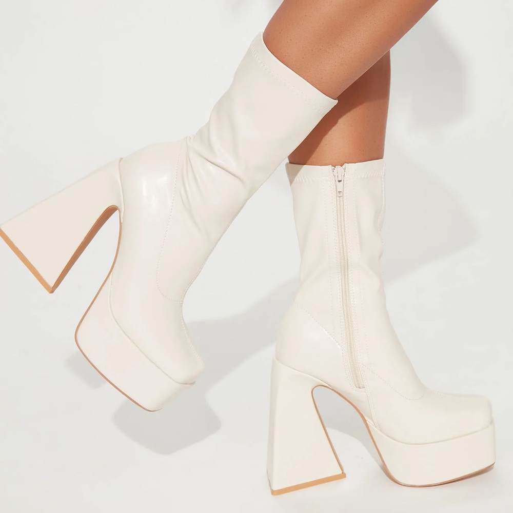 Fashion Nova Cream Heeled Boots